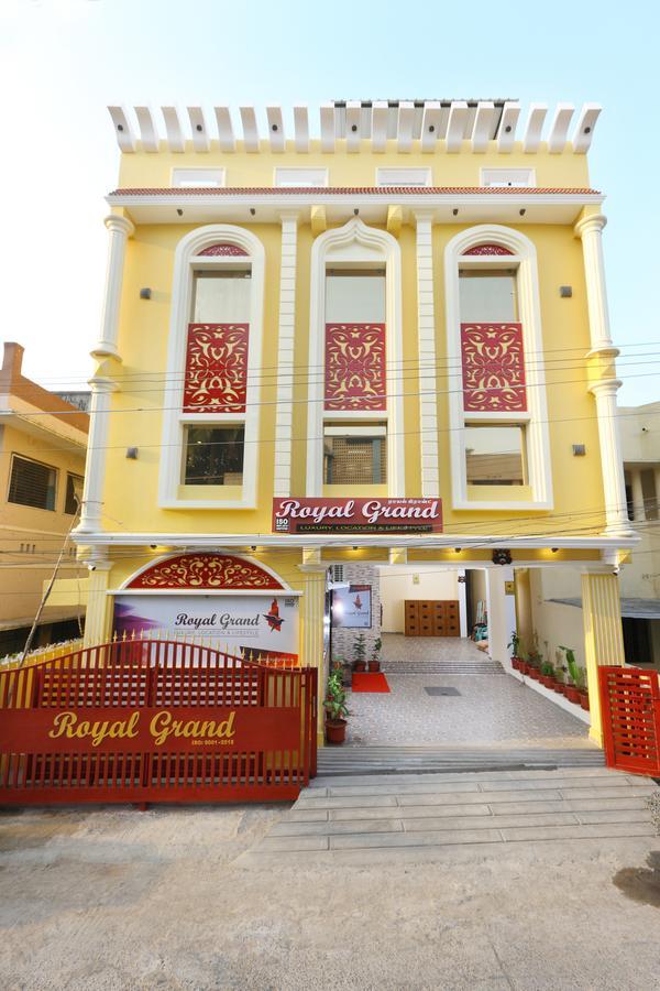 Royal Grand Bed & Breakfast Tambaram Bagian luar foto