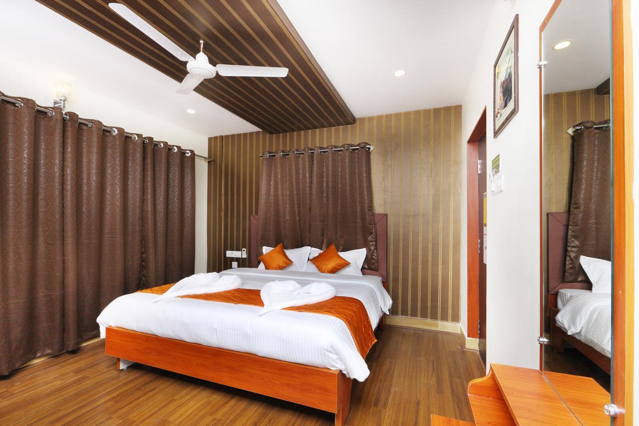 Royal Grand Bed & Breakfast Tambaram Bagian luar foto