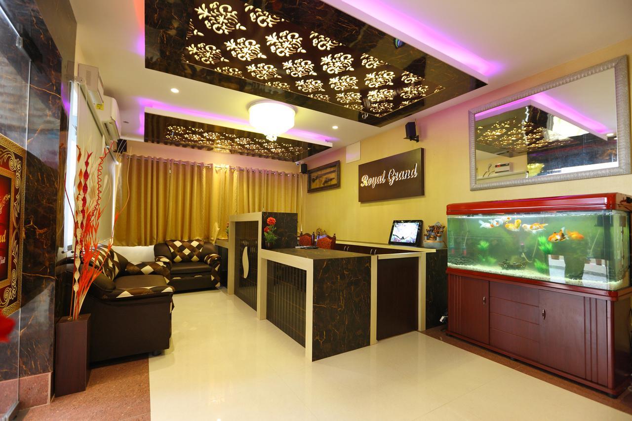 Royal Grand Bed & Breakfast Tambaram Bagian luar foto