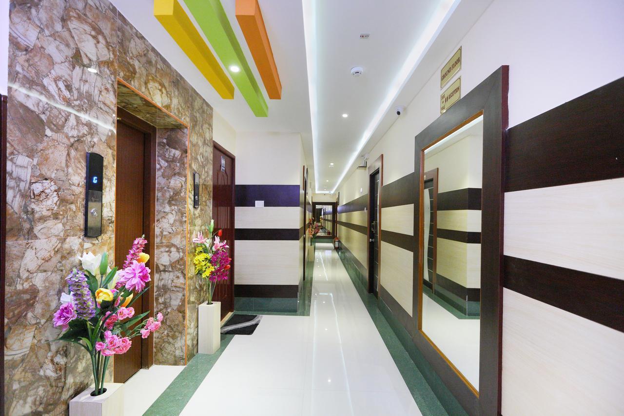 Royal Grand Bed & Breakfast Tambaram Bagian luar foto