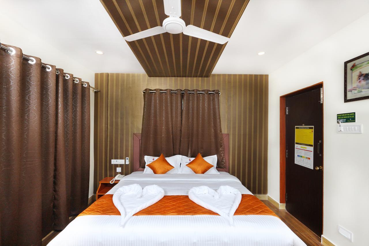 Royal Grand Bed & Breakfast Tambaram Bagian luar foto